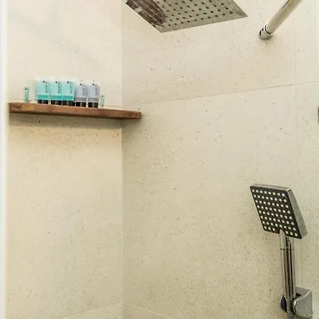 צימרים בצפון - עץ נוי She'ar Yashuv Exterior photo