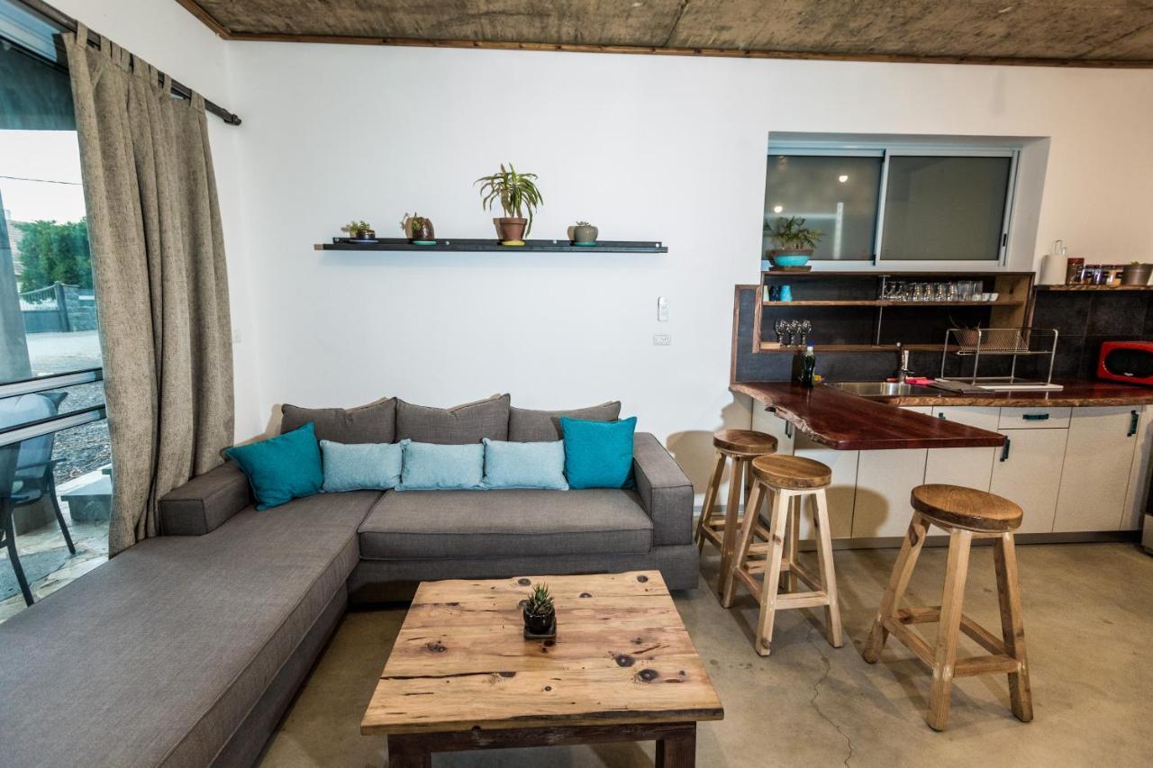 Apartment בצפון - עץ נוי